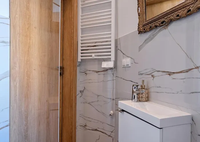 Amber - Acco Rent דירה *